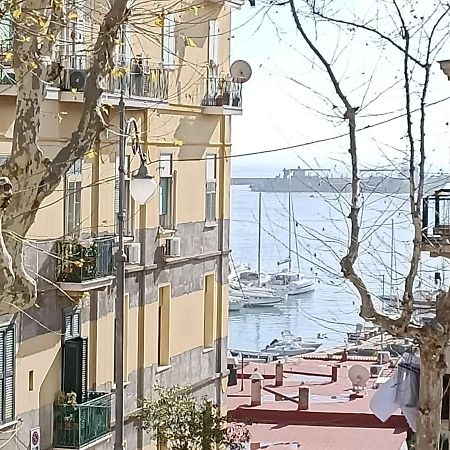 Apartmán Piazza Alario Salerno Exteriér fotografie