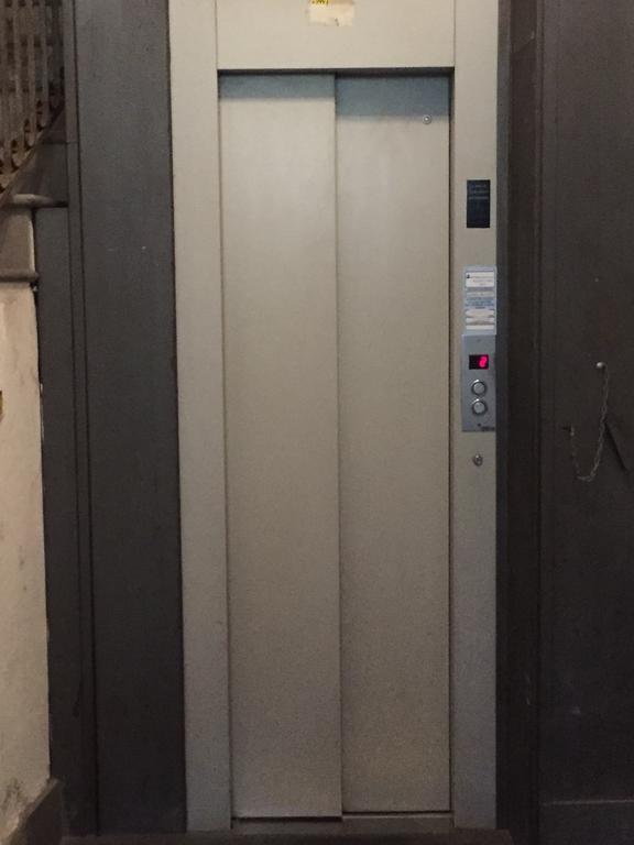 Apartmán Piazza Alario Salerno Exteriér fotografie