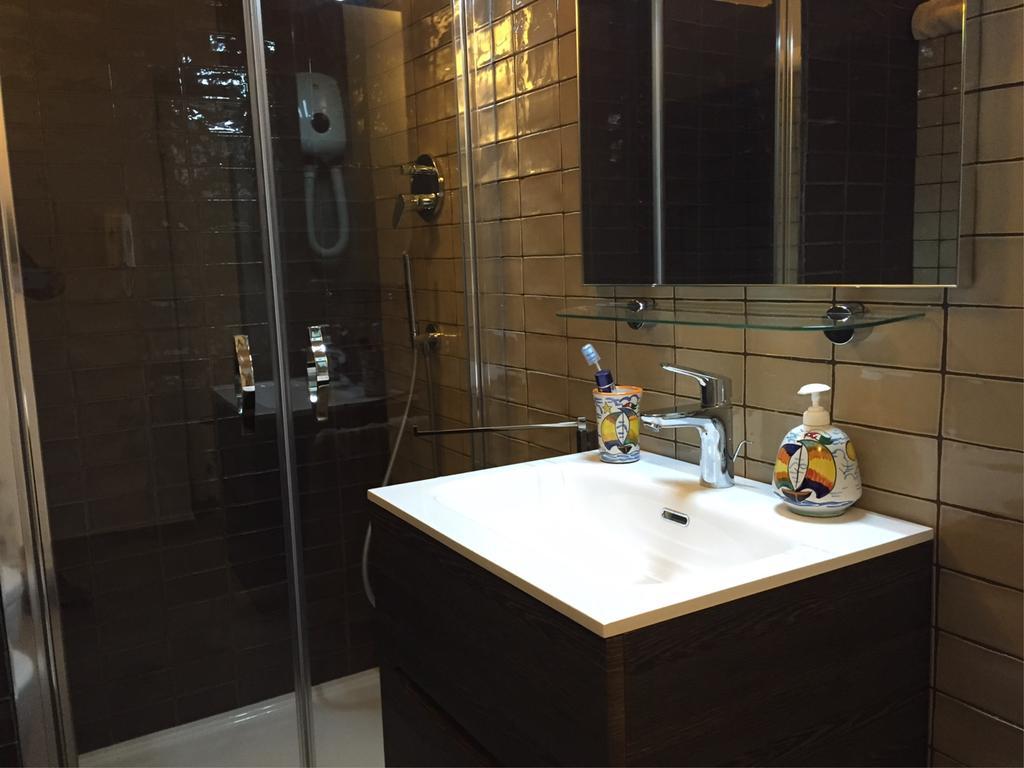 Apartmán Piazza Alario Salerno Exteriér fotografie