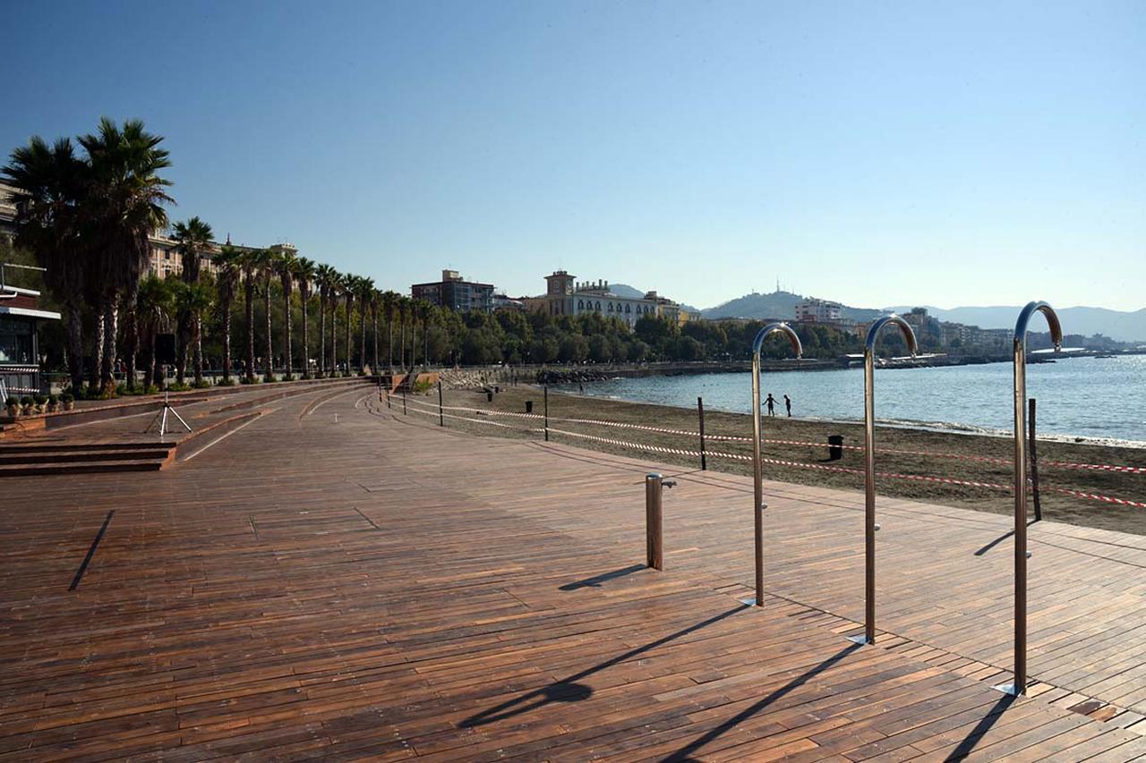 Apartmán Piazza Alario Salerno Exteriér fotografie